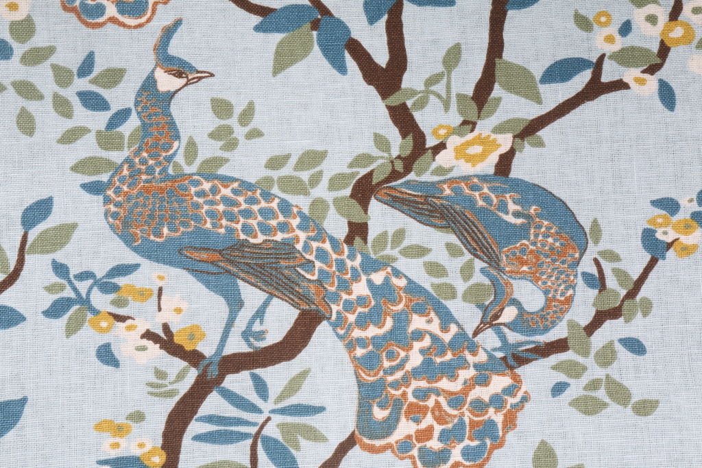 Robert Allen Vintage Plumes Printed Linen Decorator Fabric in Jade 19.