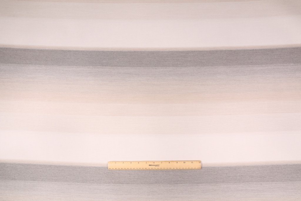 14.3 Yards Dip Dye Solution Dyed Acrylic Outdoor Fabric in Chickadee