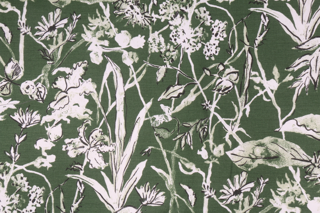 4.7 Yards Floral Printed Cotton Drapery Fabric in Green
