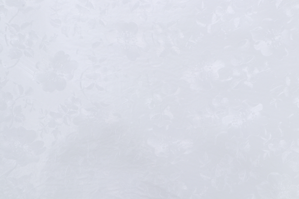 10 Yards Plastic Table Pad in White