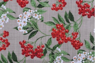 Stof France Baies Printed Cotton Drapery Fabric in Naturel