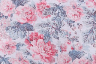 Waverly Beatrice Printed Drapery Fabric in Old Glory 