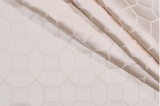 Richloom Hyde Woven Decorator Fabric in Champagne