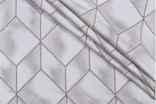 Emmanuelle Woven Decorator Fabric in Platinum