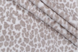 PK Lifestyles Leopard Prowl Faux-Fur Decorator Fabric in Fawn 