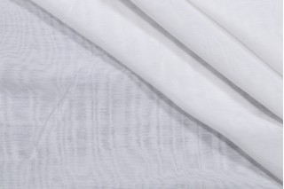 Semi Sheer Polyester Voile Drapery Fabric in White