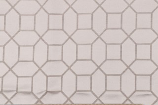 Wyatt Woven Decorator Fabric in Platinum