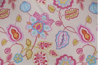 Vilber Paipai-11 Floral Spanish Printed Cotton Drapery Fabric in Pink
