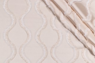 Covington Silhouette Woven Decorator Fabric in 10-Champagne
