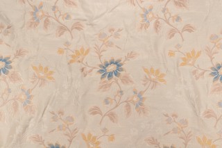 Scalamandre Barino Gran Foreale Tapestry Upholstery Fabric in Cream