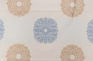 Elegant Floral Damask Decorator Fabric in Hydrangea