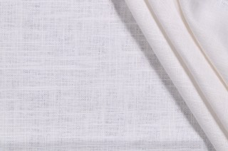 Maya Slubbed Woven Decorator Fabric in Pearl