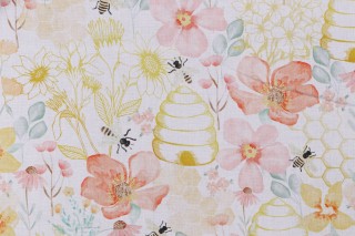 Timeless Treasures Home Sweet Home - Large Beehive Garden Floral Printed Cotton Craft Fabric in Cream 