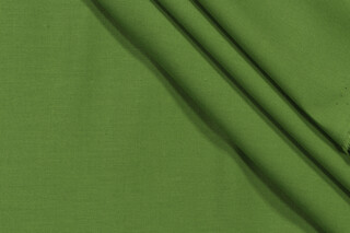 Robert Kaufman Kona Cotton Woven Craft Fabric in Grass Green
