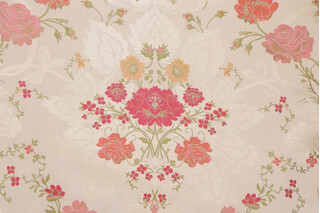 Floral Tapestry Upholstery Fabric in Garden