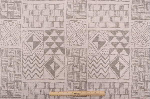 Kaufmann Makossa Woven Chenille Upholstery Fabric in Pewter 