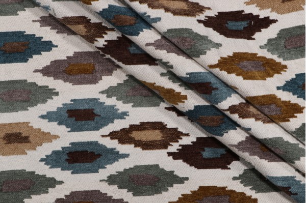 Snappy Woven Chenille Upholstery Fabric in Surf 