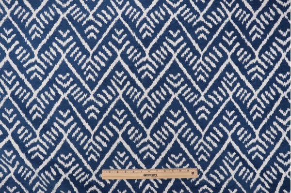 Griffin Woven Chenille Outdoor Fabric in Marine