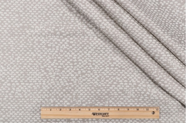 Bella Dura Conga Woven Polyolefin Outdoor Fabric in Pebble 