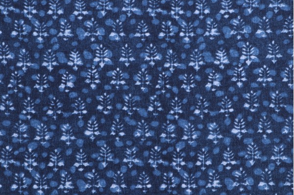 Waverly Twig Bandeau Printed Cotton Drapery Fabric in Indigo 