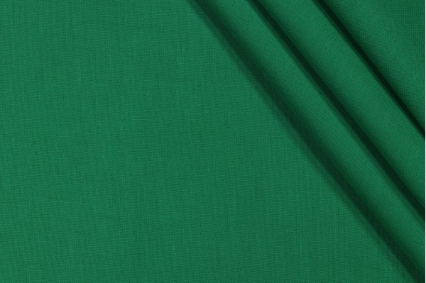 Robert Kaufman Kona Cotton Woven Craft Fabric in Clover 