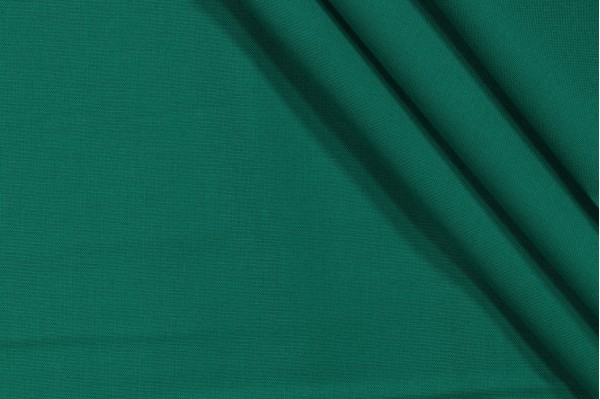 Robert Kaufman Kona Cotton Woven Craft Fabric in Holly 