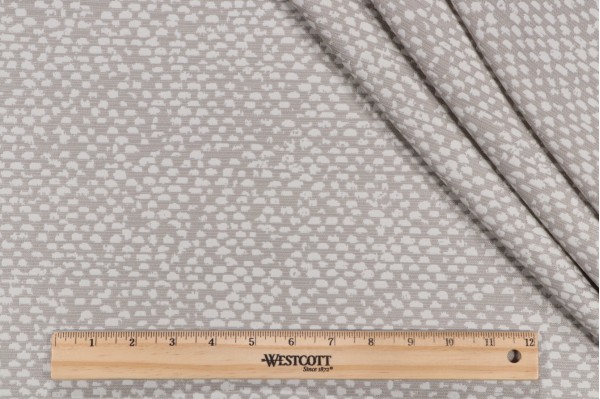 Bella Dura Conga Woven Polyolefin Outdoor Fabric in Pebble