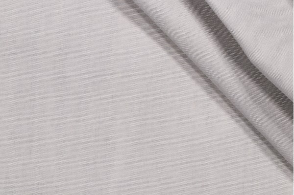 Sunbrella Canvas-Rain 5653-0000 Woven Backed Solution Dyed Acrylic Outdoor Fabric in Canvas