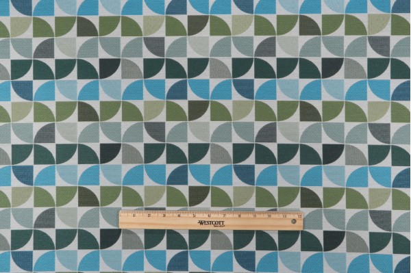 Mayer Fabrics Fanfare Woven Polyester Outdoor Fabric in Meadow
