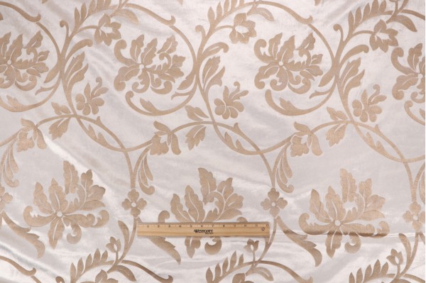 Scalamandre Notte Hand-Printed Velvet Decorator Fabric in Cream