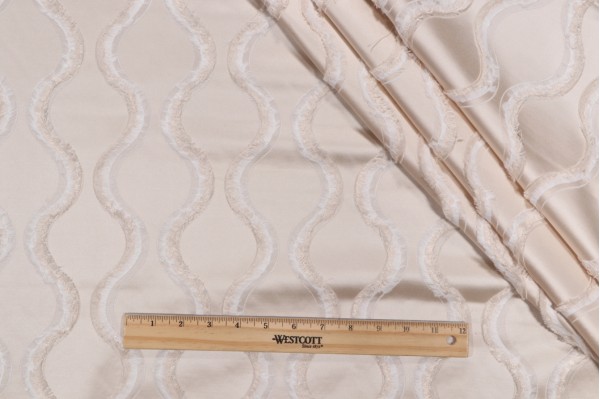 Covington Silhouette Woven Decorator Fabric in 10-Champagne