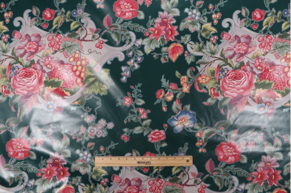 Fonthill La Neuveville Printed Polished Cotton Drapery Fabric in Green for Scalamandre