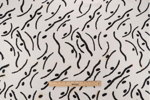 Click for 11 Yards Scalamandre Abstract Crewel Embroidered Drapery Fabric in Black & White Scalamandre Abstract Crewel Embroidered Drapery Fabric in Black & White