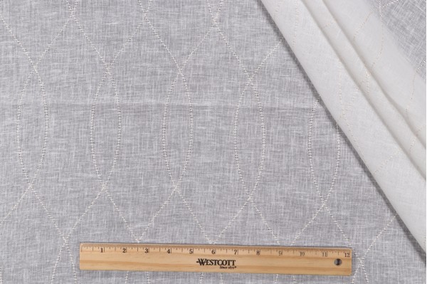 1 Yard Bigelow Sheer Embroidered Drapery Fabric in Snowflake