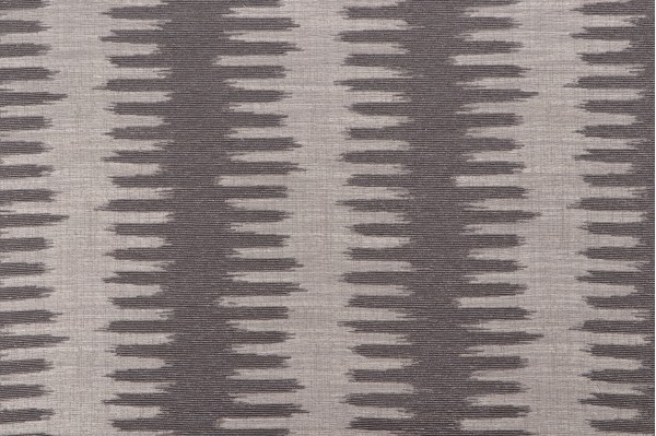 Cleo Tapestry Upholstery Fabric in Wasp