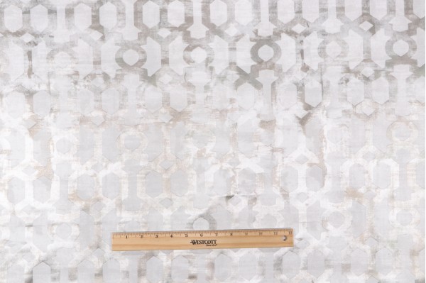 Henriette Damask Decorator Fabric in Pearl