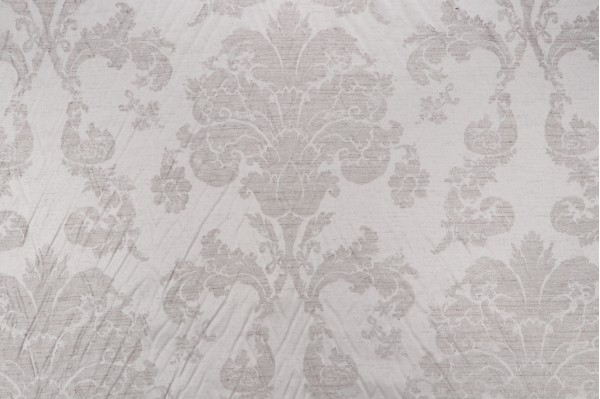 Venezia Damask Decorator Fabric in Alabaster