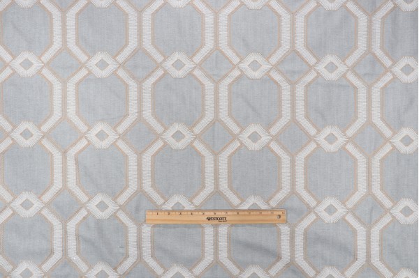Heritage Fabrics Avignon Embroidered Decorator Fabric in Powder 