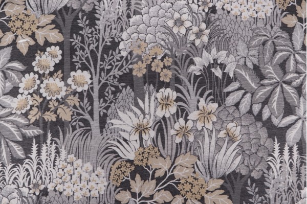 Covington In Bloom Tapestry Upholstery Fabric in 109-Metal