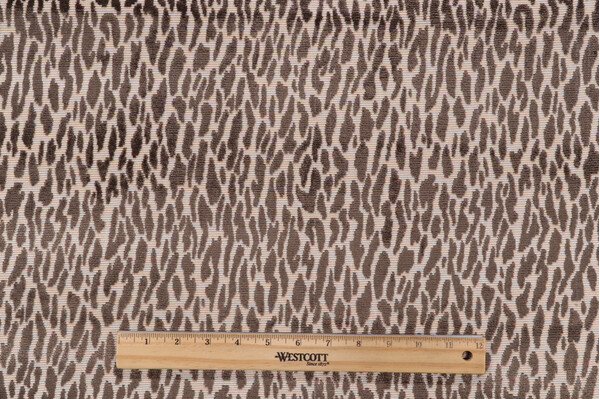 Monte Carlo Grospoint Velvet Upholstery Fabric in Portabella
