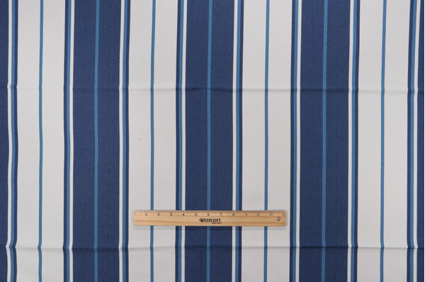 Bella Dura Summertide Woven Polyolefin Outdoor Fabric in Nautical