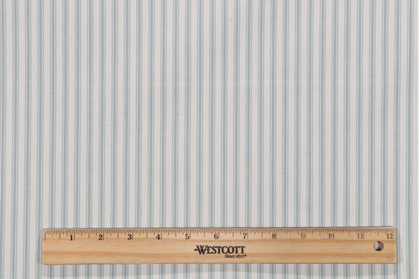 Sample of PK Lifestyles Essential Woven Cotton Twill Decorator Fabric in Seaglass 