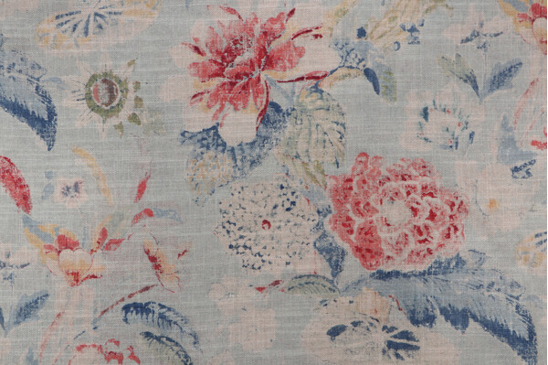 PK Lifestyles Floral Offerings Printed Cotton Blend Drapery Fabric in Bliss 