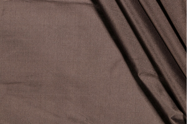 Titan Silk Decorator Fabric in Flax