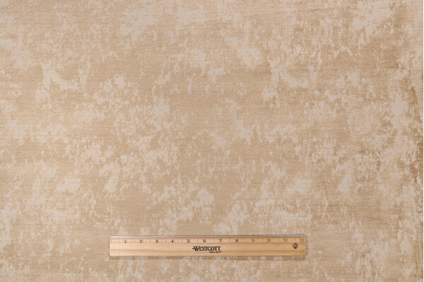 Dashi Woven Chenille Upholstery Fabric in Oatmeal