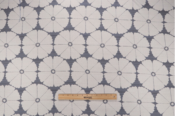 Click for 5 Yards Pollack Big Flower Woven Outdoor Fabric in Hydrangea Pollack Big Flower Woven Outdoor Fabric in Hydrangea