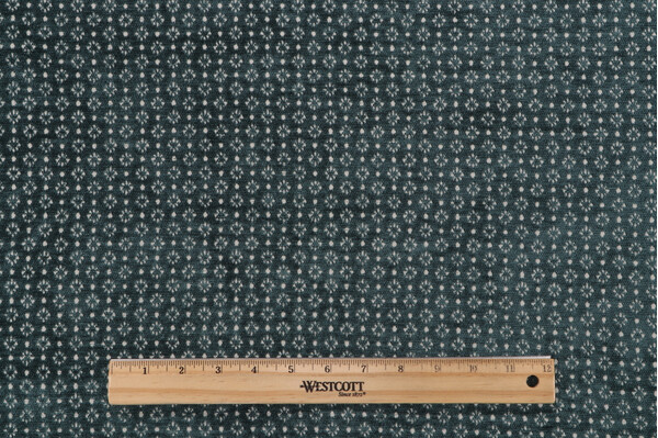 Click for 9 Yards Kravet 35695.30.0 Woven Chenille Upholstery Fabric CLOSEOUT Kravet 35695.30.0 Woven Chenille Upholstery Fabric CLOSEOUT