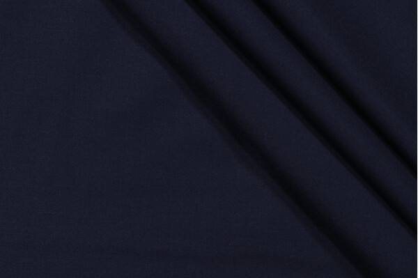 Robert Kaufman Kona Cotton Woven Craft Fabric in Indigo