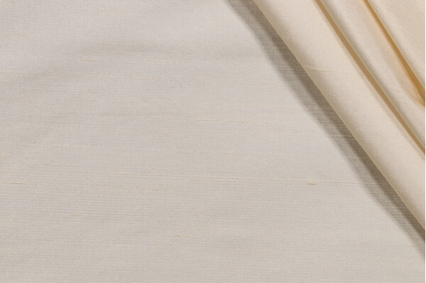Titan Silk Decorator Fabric in Ivory