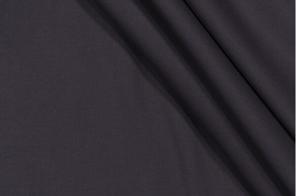 Robert Kaufman Kona Cotton Woven Craft Fabric in Gotham Grey